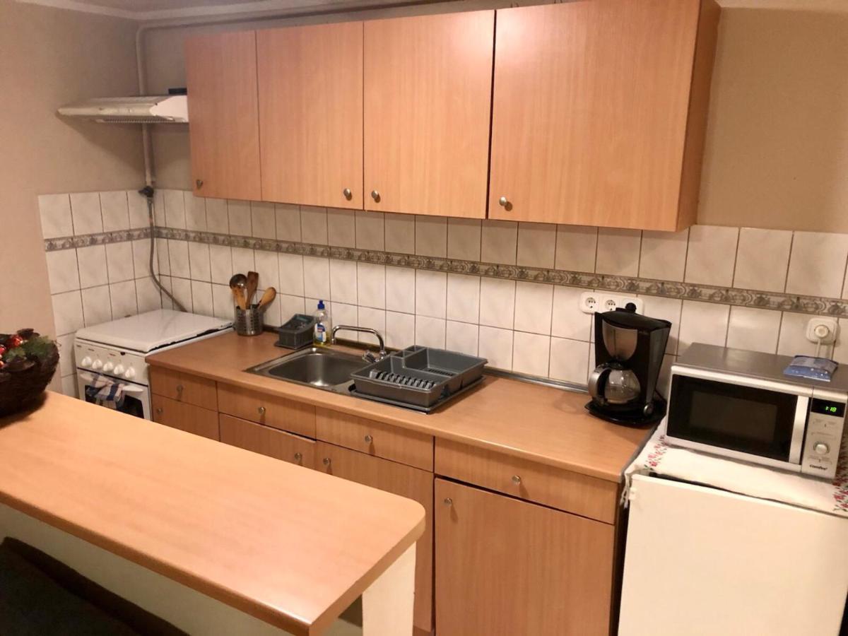 Tulipan Apartman Егер Екстериор снимка