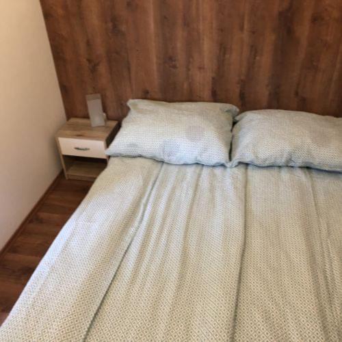 Tulipan Apartman Егер Екстериор снимка