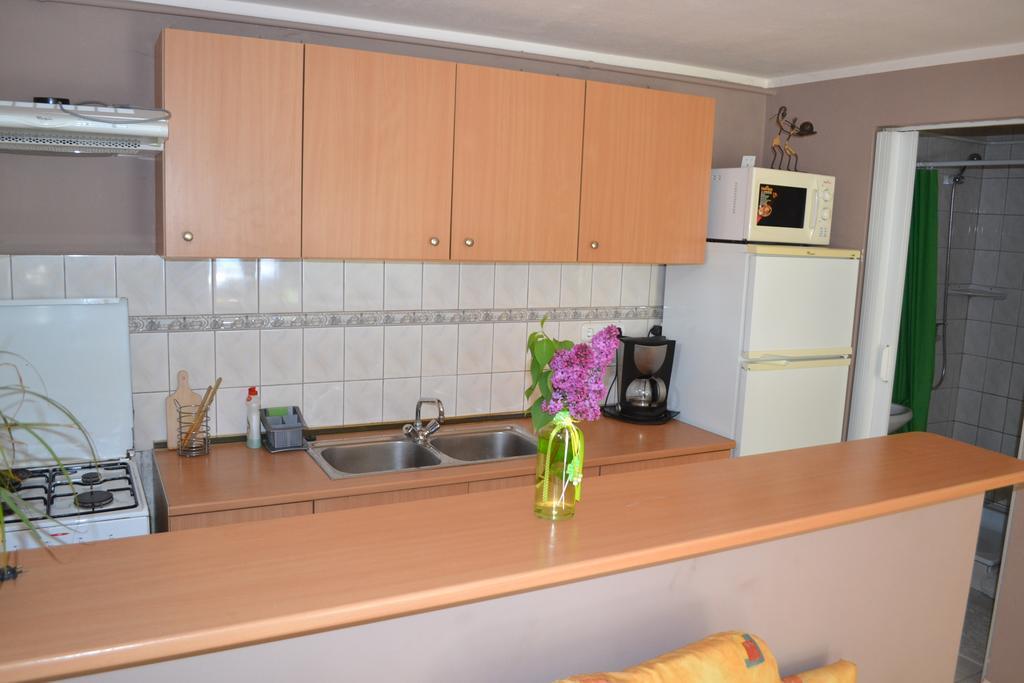 Tulipan Apartman Егер Екстериор снимка